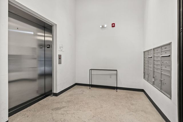 1975 Massachusetts Ave 302, Cambridge, MA 02140