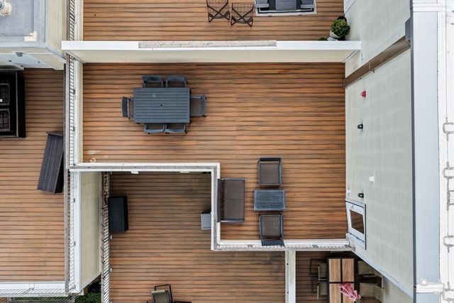 1975 Massachusetts Ave 302, Cambridge, MA 02140