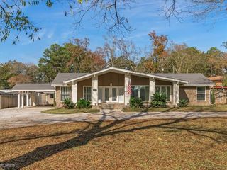 320 Berkshire Place, Shreveport, LA 71106