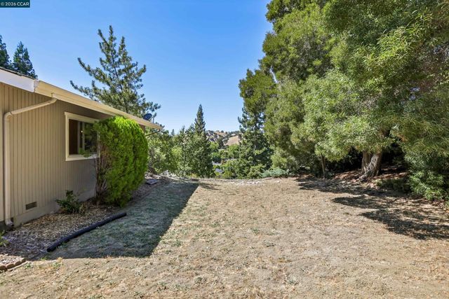 2536 Pebble Beach Loop, Lafayette, CA 94549