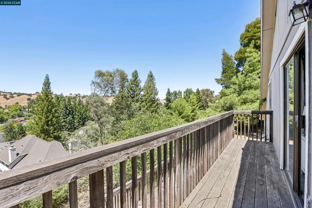 2536 Pebble Beach Loop, Lafayette, CA 94549