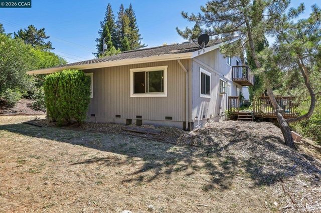 2536 Pebble Beach Loop, Lafayette, CA 94549