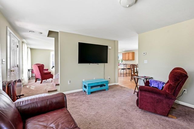 420 Old Rochester Road, Somersworth, NH 03878