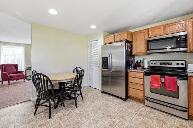 420 Old Rochester Road, Somersworth, NH 03878