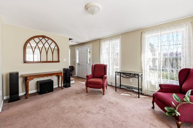 420 Old Rochester Road, Somersworth, NH 03878