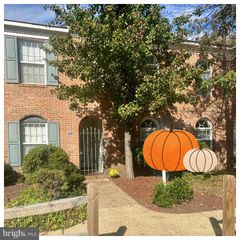 205 HEATHER CT, La Plata, MD 20646