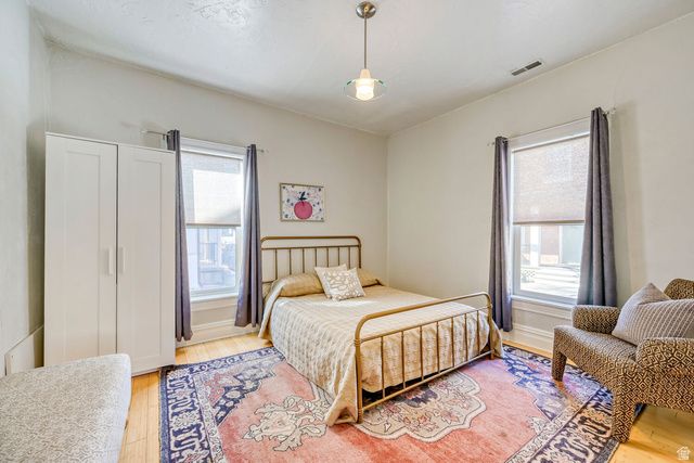 215 S IOWA ST, Salt Lake City, UT 84102