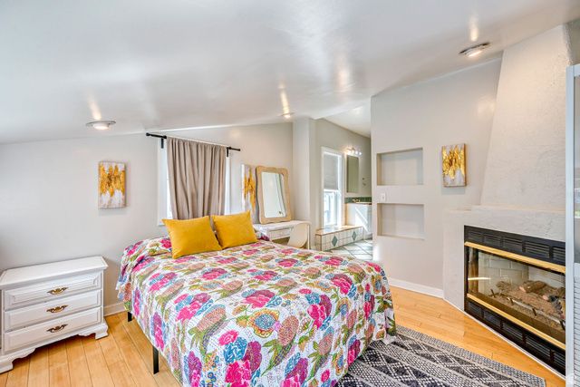 215 S IOWA ST, Salt Lake City, UT 84102