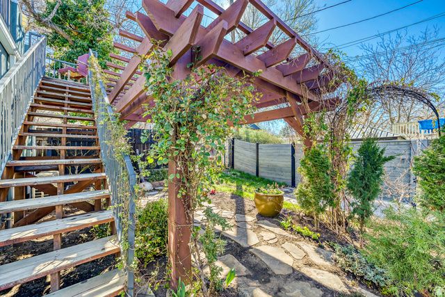 215 S IOWA ST, Salt Lake City, UT 84102