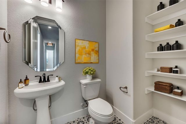 4021 Lagos Drive, Midlothian, TX 76065