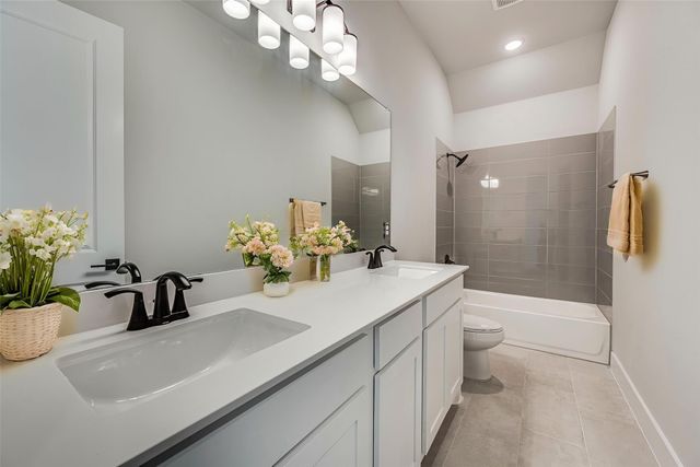 4021 Lagos Drive, Midlothian, TX 76065