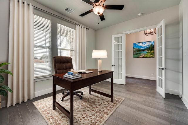 4021 Lagos Drive, Midlothian, TX 76065
