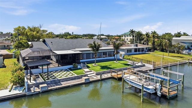 5207 BAY STATE ROAD, Palmetto, FL 34221