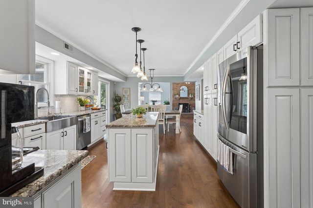 23 FABROW DR, Titusville, NJ 08560