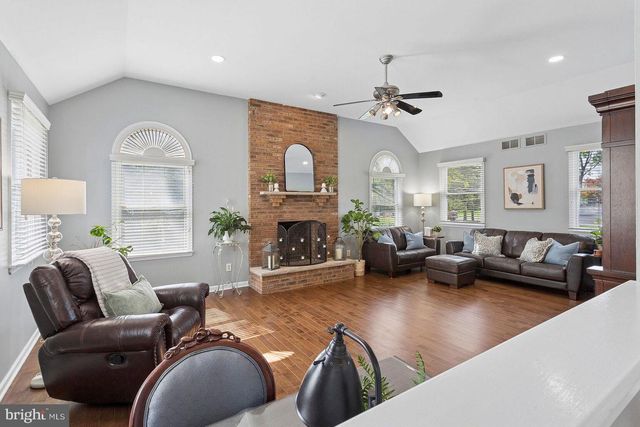 23 FABROW DR, Titusville, NJ 08560