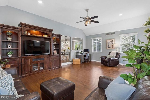 23 FABROW DR, Titusville, NJ 08560