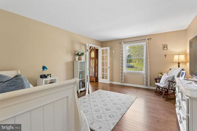 23 FABROW DR, Titusville, NJ 08560