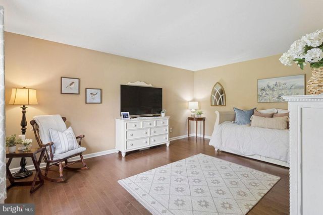 23 FABROW DR, Titusville, NJ 08560