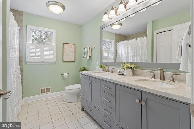 23 FABROW DR, Titusville, NJ 08560