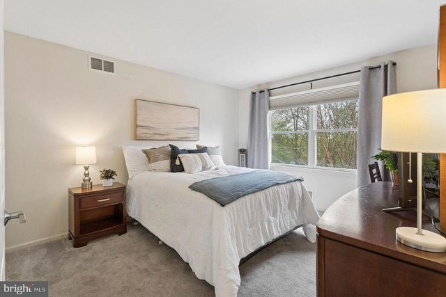 23 FABROW DR, Titusville, NJ 08560