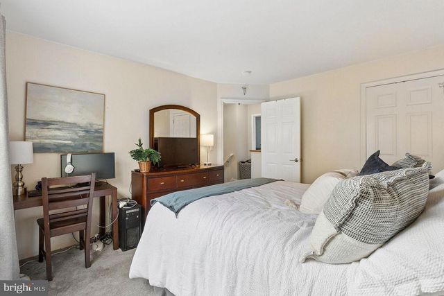 23 FABROW DR, Titusville, NJ 08560