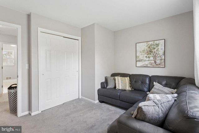 23 FABROW DR, Titusville, NJ 08560