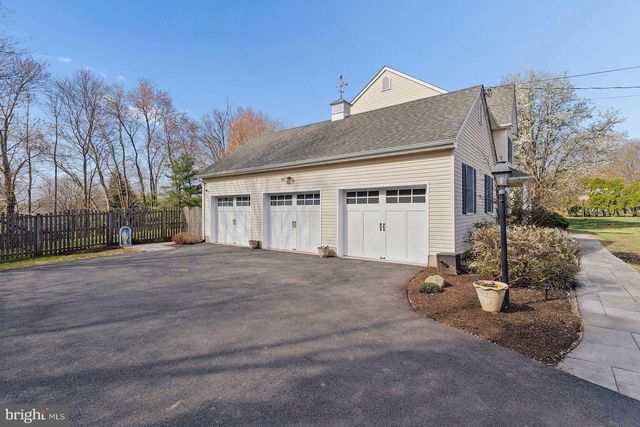 23 FABROW DR, Titusville, NJ 08560