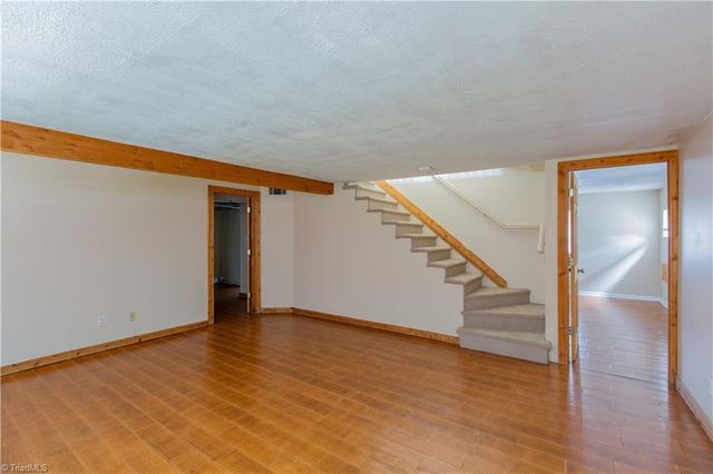 1511 Sharon Road, Winston-salem, NC 27103