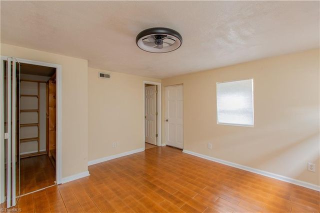 1511 Sharon Road, Winston-salem, NC 27103