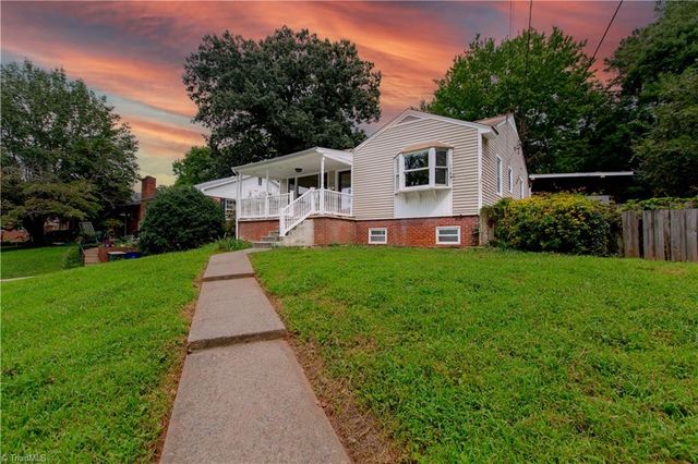 1511 Sharon Road, Winston-salem, NC 27103