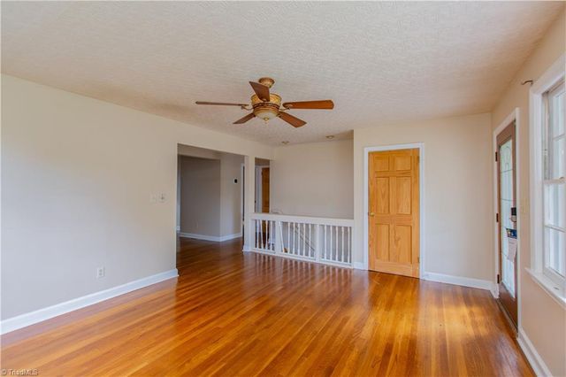 1511 Sharon Road, Winston-salem, NC 27103