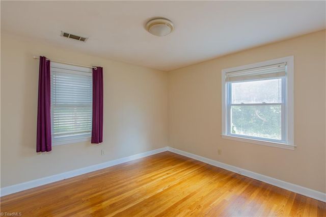 1511 Sharon Road, Winston-salem, NC 27103