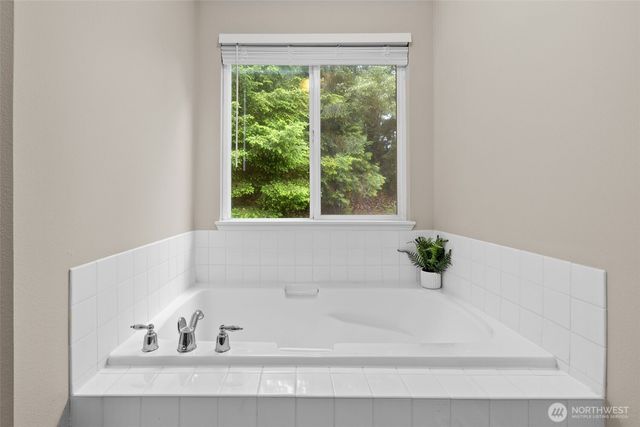 20132 SE 258th Place, Covington, WA 98042
