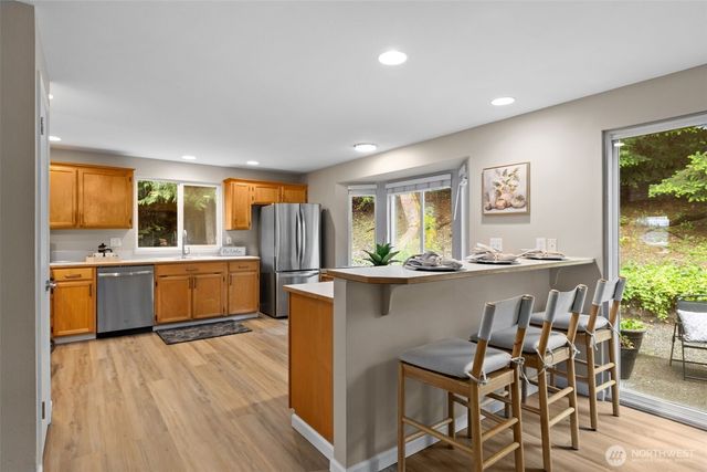 20132 SE 258th Place, Covington, WA 98042