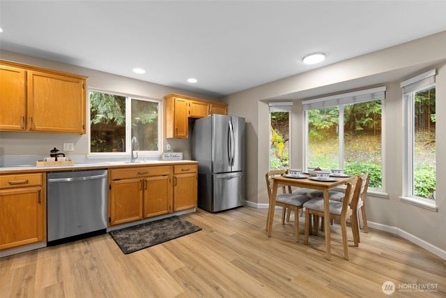 20132 SE 258th Place, Covington, WA 98042