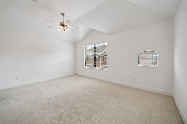 648 Westcross Street 303, Houston, TX 77018