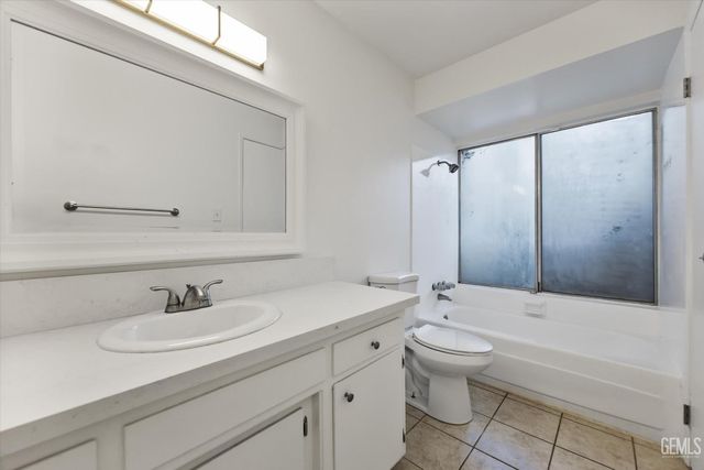 4700 Nordic Drive I, Bakersfield, CA 93309