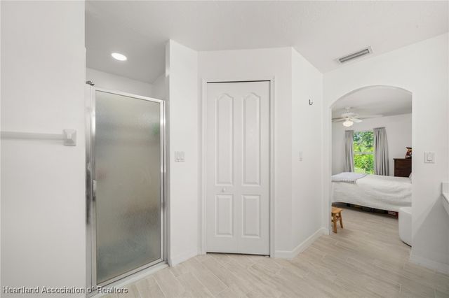 421 Buchanan Avenue NE, Lake Placid, FL 33852