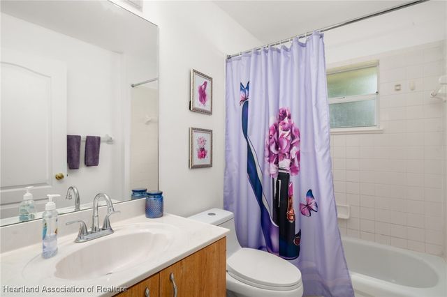 421 Buchanan Avenue NE, Lake Placid, FL 33852
