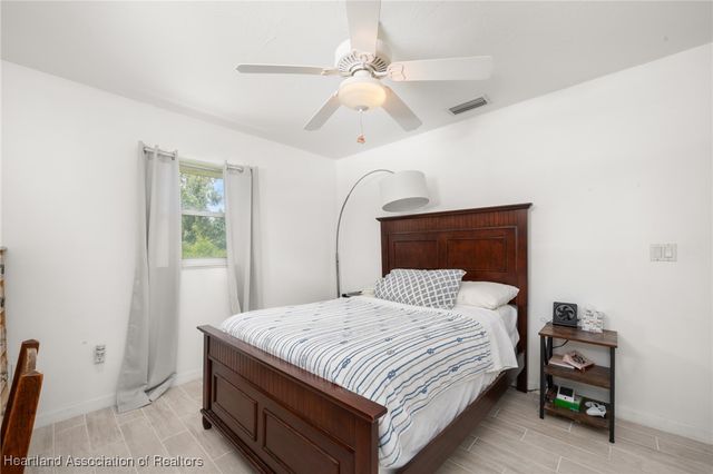 421 Buchanan Avenue NE, Lake Placid, FL 33852