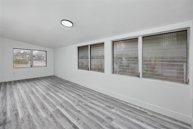 418 39TH AVENUE N, St Petersburg, FL 33703