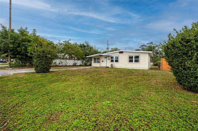418 39TH AVENUE N, St Petersburg, FL 33703