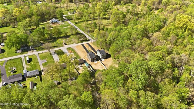 6592 Sylvania 6 Rd, Louisville, KY 40258