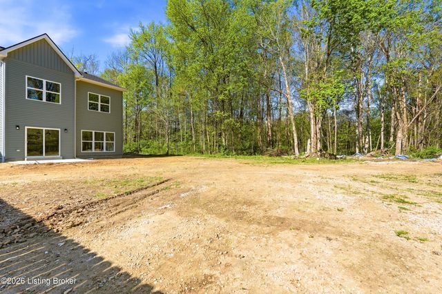 6592 Sylvania 6 Rd, Louisville, KY 40258
