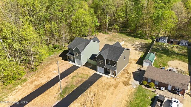 6592 Sylvania 6 Rd, Louisville, KY 40258