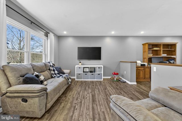 775 WILD ROSE LN, Harpers Ferry, WV 25425