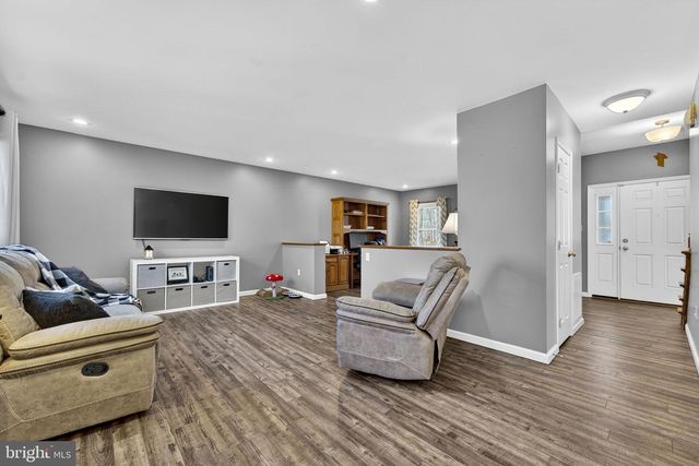 775 WILD ROSE LN, Harpers Ferry, WV 25425