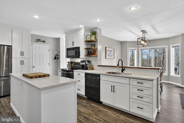 775 WILD ROSE LN, Harpers Ferry, WV 25425