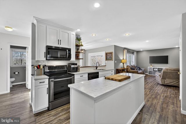 775 WILD ROSE LN, Harpers Ferry, WV 25425