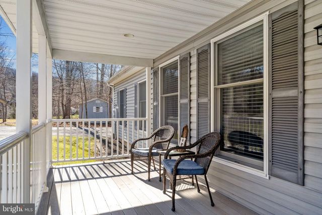 775 WILD ROSE LN, Harpers Ferry, WV 25425